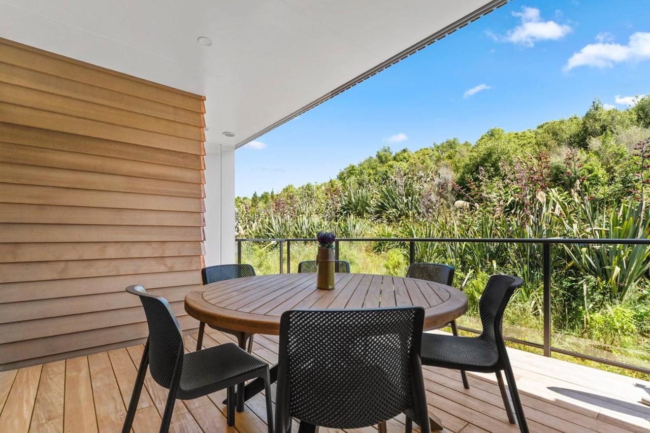Blue Dun Views - Taupo Apartment Bagian luar foto