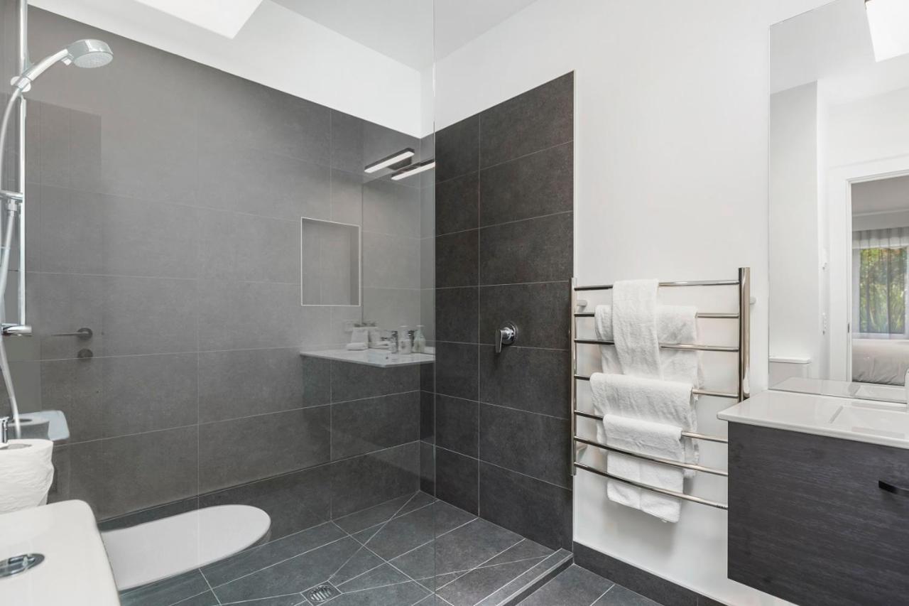 Blue Dun Views - Taupo Apartment Bagian luar foto