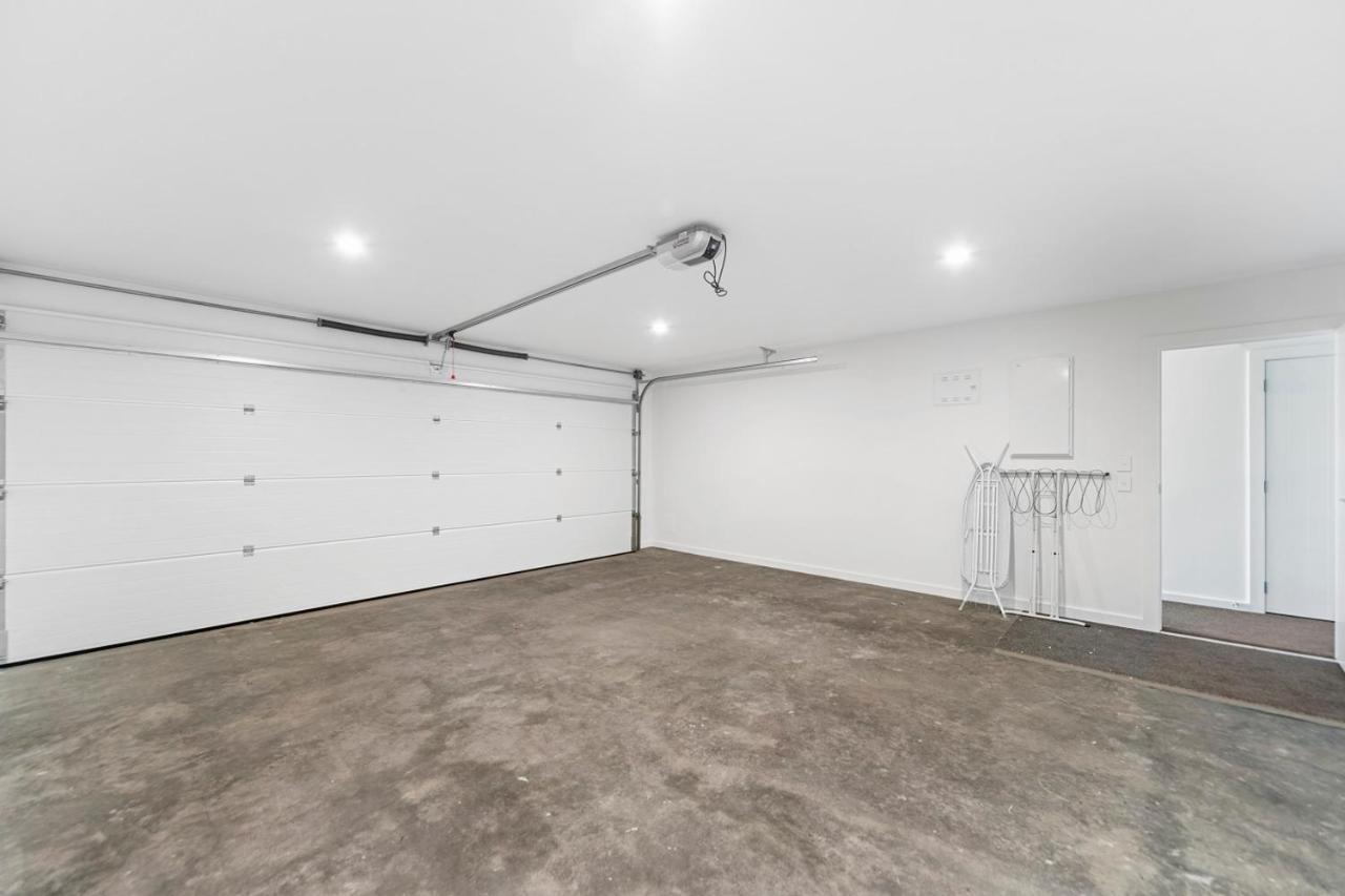 Blue Dun Views - Taupo Apartment Bagian luar foto